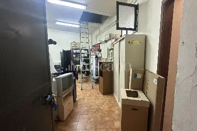 Box in affitto, Via Antonio Pacinotti, Palermo