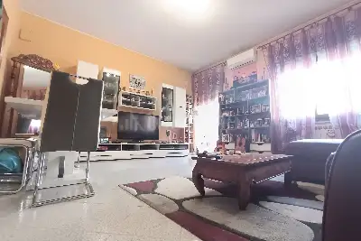 Casa in vendita, Via Umberto Grosso, Roma