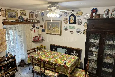 Casa Indipendente in vendita, Località Curcelle, Vernio