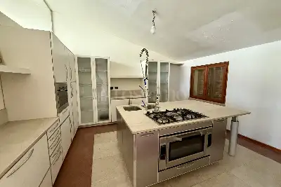 Casa Indipendente in vendita, Via Campiani, Cellatica