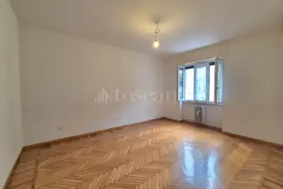 Casa in vendita, Via Achille Maiocchi, Milano