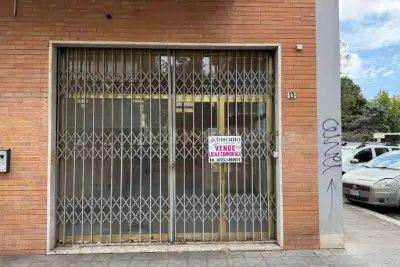 Negozio in vendita, Via Satrico, Latina