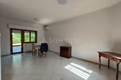 Villino a Schiera in vendita, Via della Stazione di Ciampino, Roma