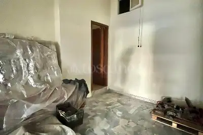 Negozio in affitto, Via Cesinali, Atripalda