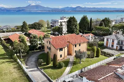 Casa in vendita, Via Lugana, Peschiera del Garda