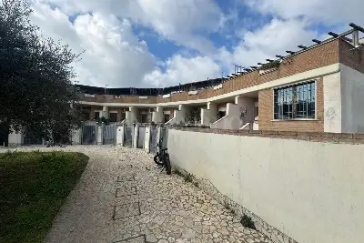 Villino a Schiera in vendita, Via Monte Cauriol, Fiumicino