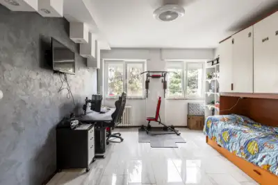 Casa in vendita, Via Camillo Giussani, Milano
