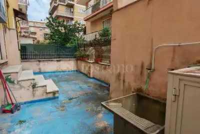 Casa in vendita, Via Simone Mosca, Roma
