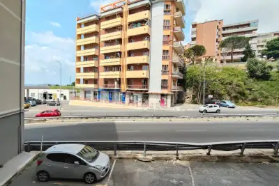 Casa in vendita, Viale Vincenzo de Filippis, Catanzaro