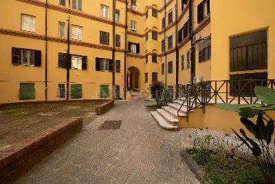 Casa in vendita, Via della Lega Lombarda, Roma