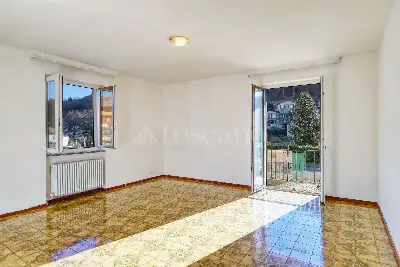 Casa in vendita, Via Statale, Marchirolo