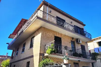 Casa in vendita, Via Isonzo, Monterotondo