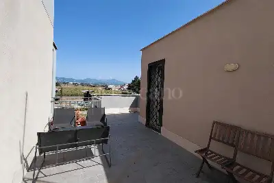 Villino a Schiera in vendita, Via Roberto Paribeni, Roma