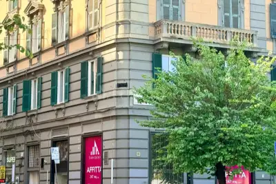 Negozio in affitto, Piazza Cola di Rienzo, Roma