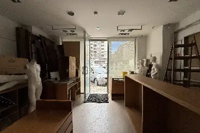 Negozio in vendita, Piazza Francesco Paolo Tosti, Palermo