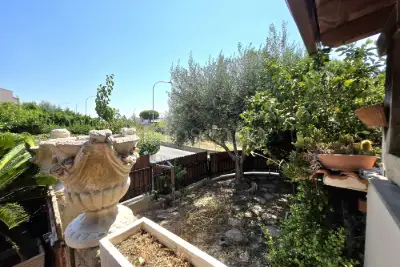 Villino a Schiera in vendita, Via delle Begonie, Santa Marinella