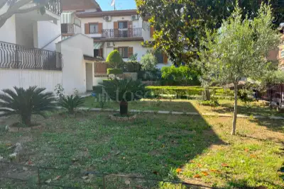 Villa in vendita, Via Reatina, Mentana