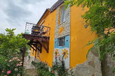 Casa Indipendente in vendita, Contrada Chioviano Basso 103, Bisenti
