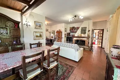 Villa Bifamiliare in vendita, Via Orroli, Roma