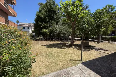 Villa in vendita, Via Taormina, Ladispoli