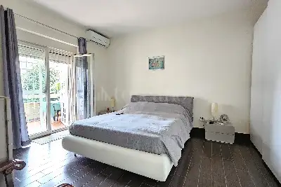 Casa in vendita, Via Olanda, Pomezia