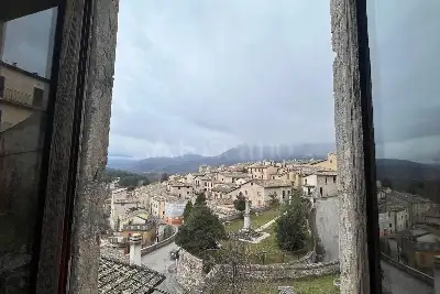 Casale in vendita, Via del Carmine , Monteleone di Spoleto