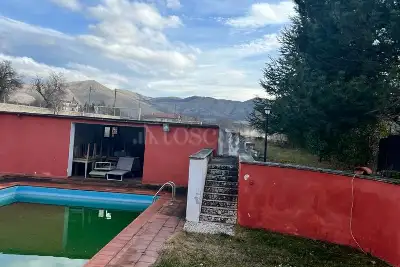 Villa in vendita, Via Massa D'Albe, Avezzano