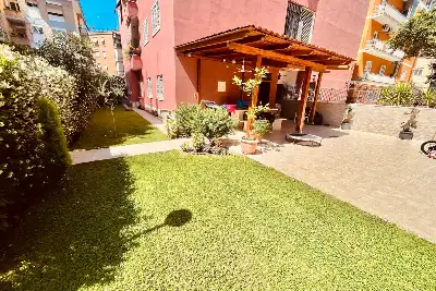 Casa in vendita, Via Mario Carrara, Roma