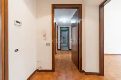 Casa in affitto, Via Piero della Francesca, Milano