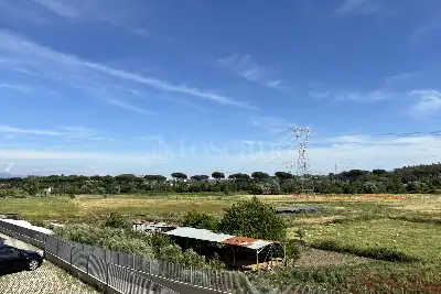 Casa in vendita, Via Massa Fiscaglia, Roma