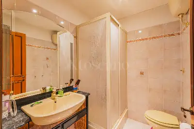 Casa in vendita, Via Vincenzo Ussani, Roma