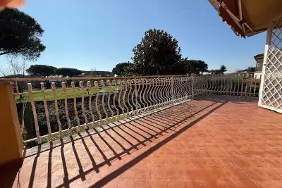 Villa Plurifamiliare in vendita, Viale delle Peonie, Sabaudia