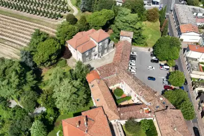 Rustico in vendita, Piazza Savoldi, Lonato del Garda