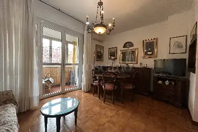 Casa in vendita, Via San Vigilio, Milano