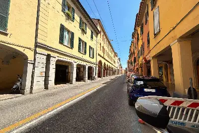 Casa in vendita, Via Sant'Isaia, Bologna