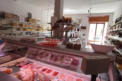 Attività Commerciale in vendita, Via Roma, Viggiano (PZ), Viggiano