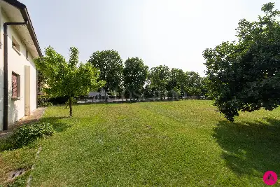 Casa Indipendente in vendita, Viale Rimembranze, Azzano Decimo