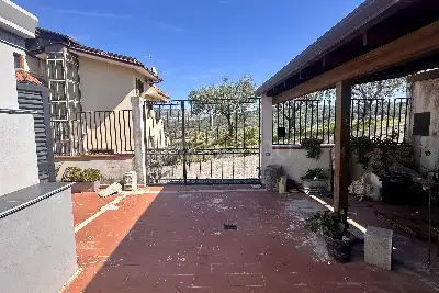 Villa in vendita, Via Silvio Pellico , Spigno Saturnia