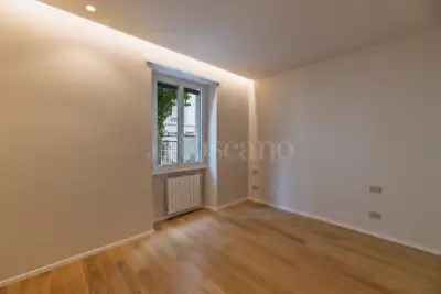 Casa in vendita, Via Lucilio, Roma