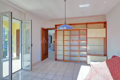 Villa Bifamiliare in vendita, Via della Repubblica, Bisuschio