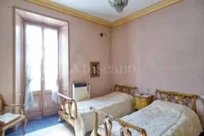 Casa in vendita, Via Cavour, Marchirolo