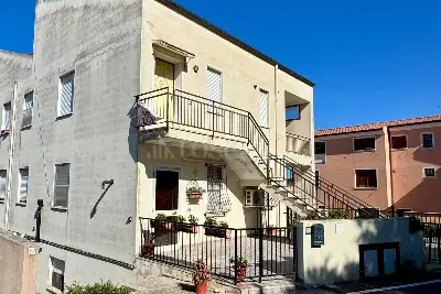 Villa Bifamiliare in vendita, Via Gianuario Carta Mantiglia 15, Ossi