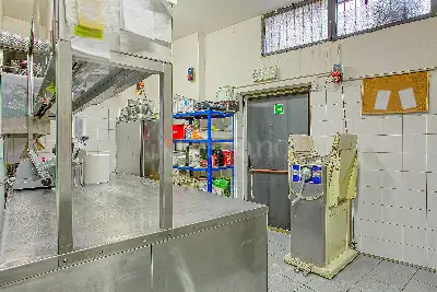 Attività Commerciale in vendita, Piazza Papa Giovanni XXIII, Luino