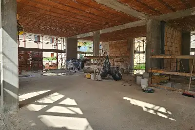 Casa in vendita, Via Rasile, Caino