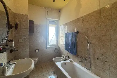 Casa in vendita, Via Marco Roncioni, Prato