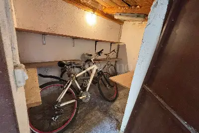 Cantina in vendita, Via Broccaindosso, Bologna