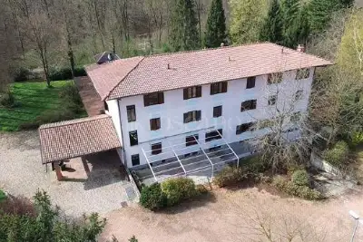 Albergo in vendita, Via Baraggia, Cunardo