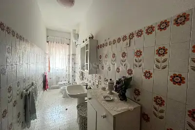 Casa in vendita, Via Alberto Casella, Prato