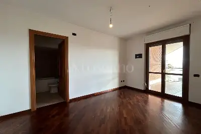 Casa in vendita, Piazza Leon Battista Alberti, Fiumicino