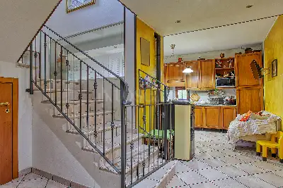 Casa Indipendente in vendita, Via Argentera, Cadegliano-Viconago